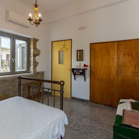 Вилла Iliopetra House Сивас Экстерьер фото