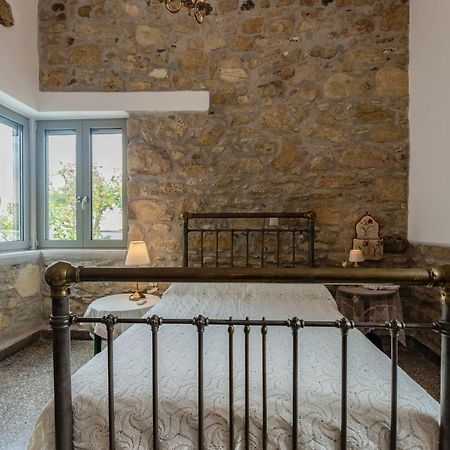 Вилла Iliopetra House Сивас Экстерьер фото