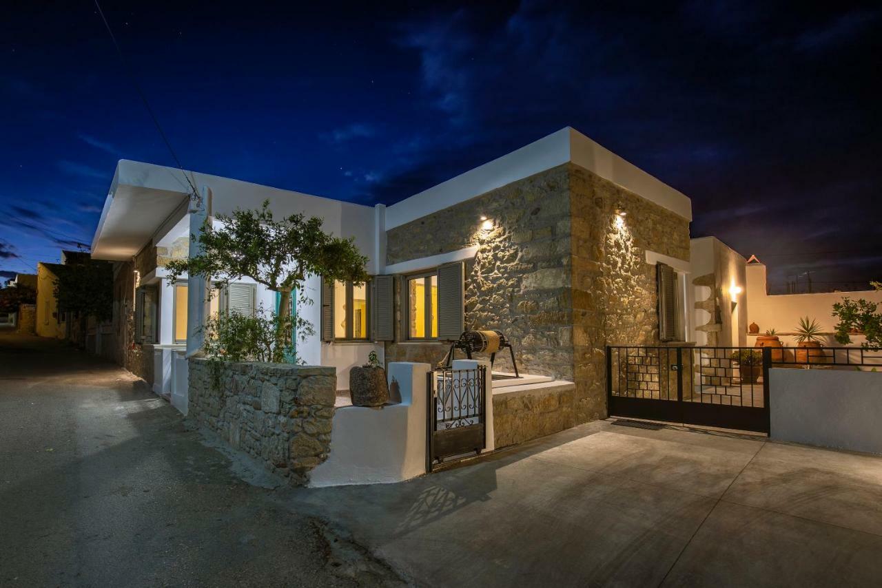 Вилла Iliopetra House Сивас Экстерьер фото