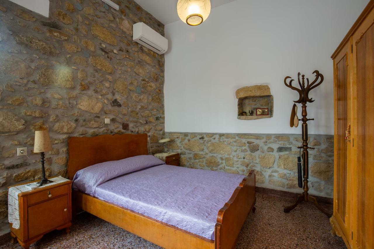 Вилла Iliopetra House Сивас Экстерьер фото
